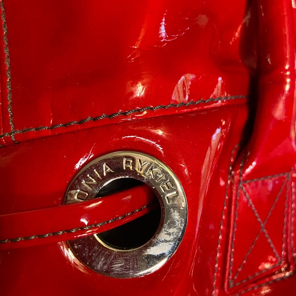 Sonia Rykiel large red patent leather bag
Pre owned - Picture 2 of 8